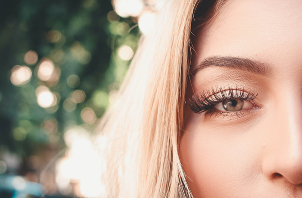 International Lash Day : Comment avoir des cils longs et épais ?