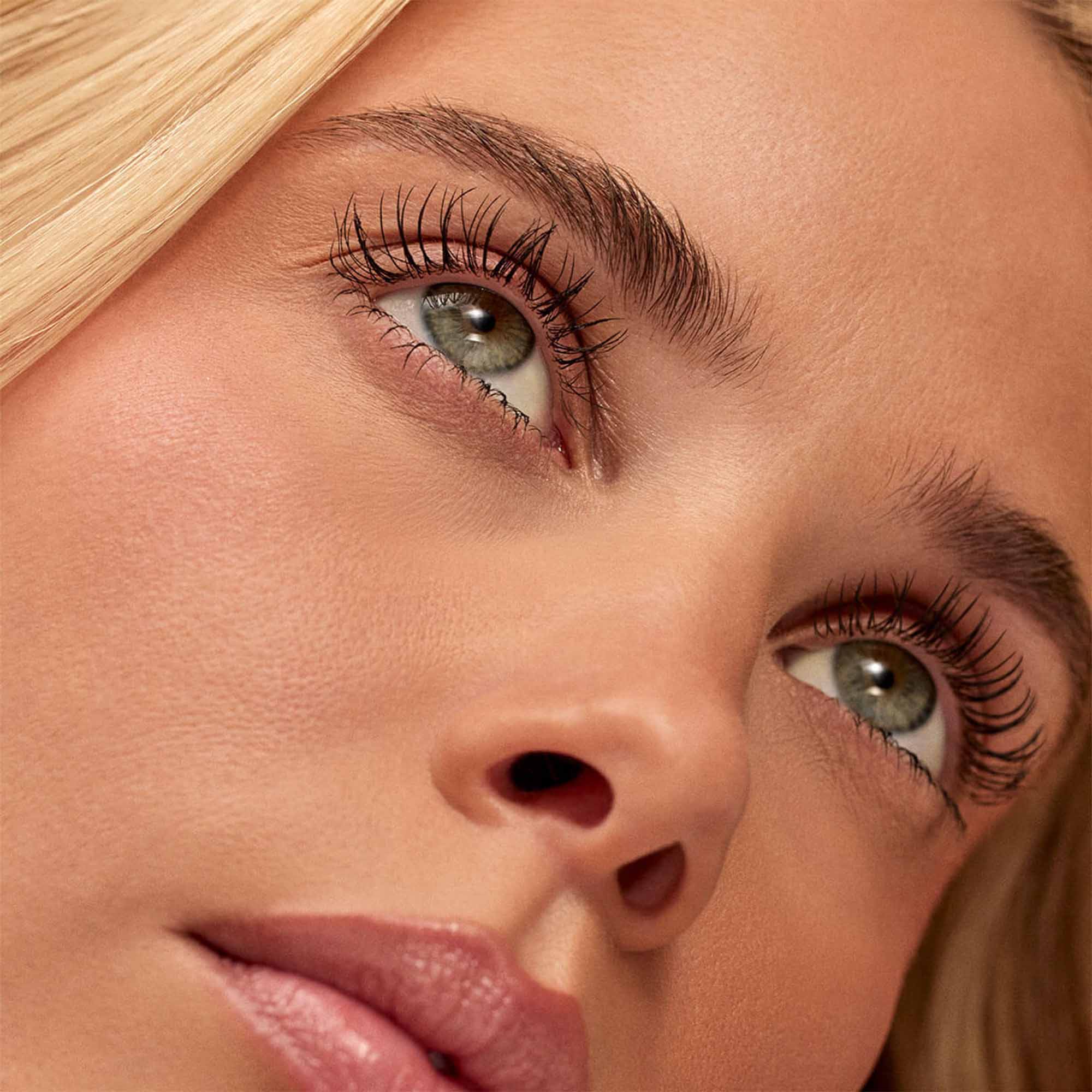 Coffret Soins & Maquillage Sourcils - RevitaBrow® Sculptant & Revitalisant