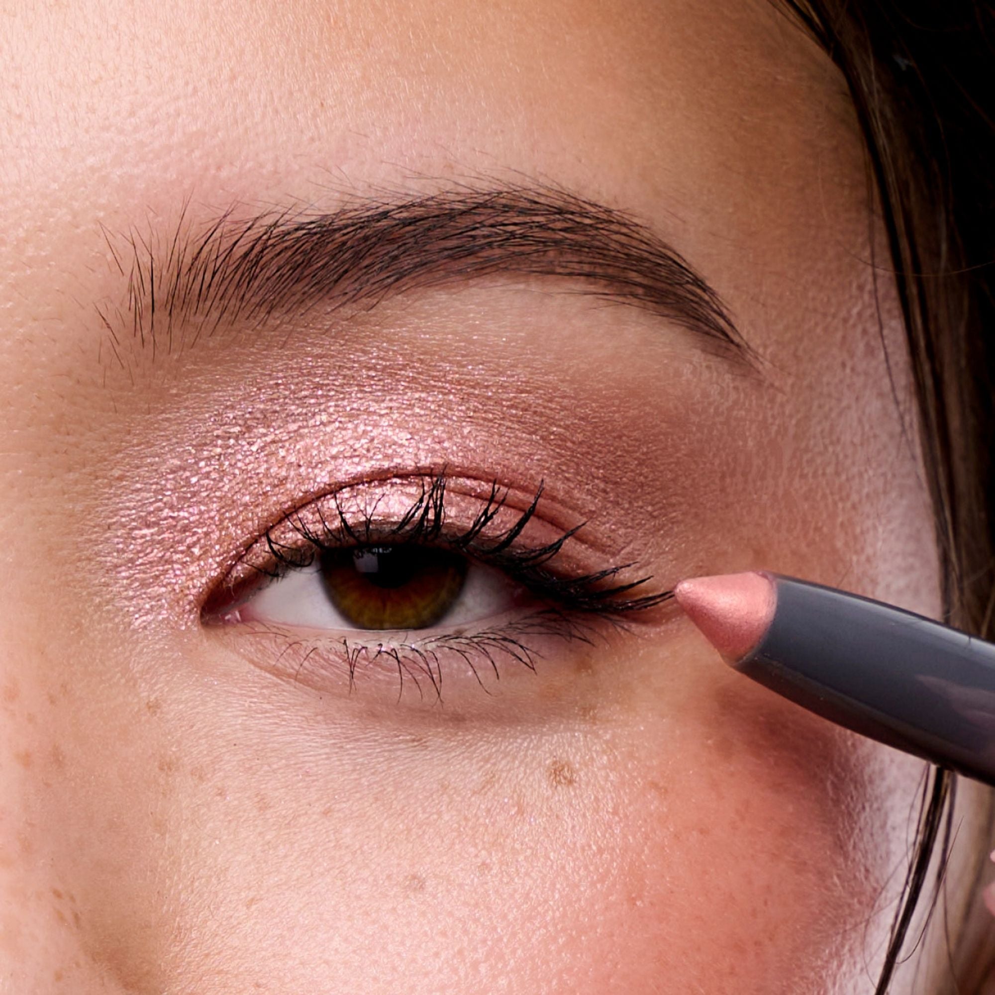 #couleur_Pink Quartz (Rose pâle irisé)