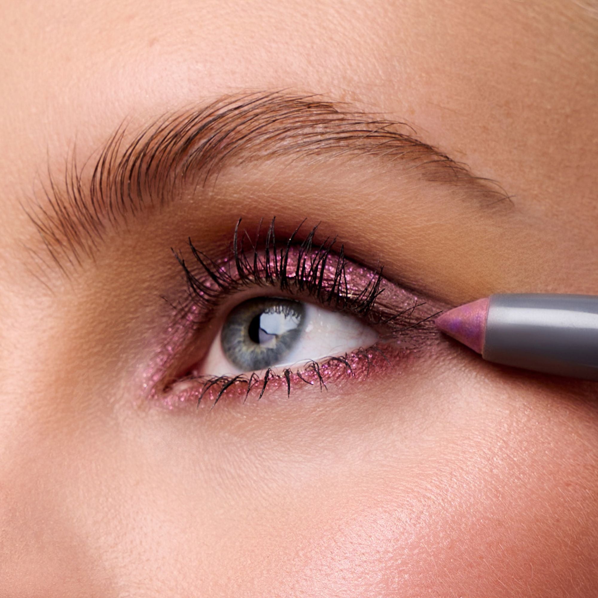 #couleur_Vixen (Rose profond irisé)