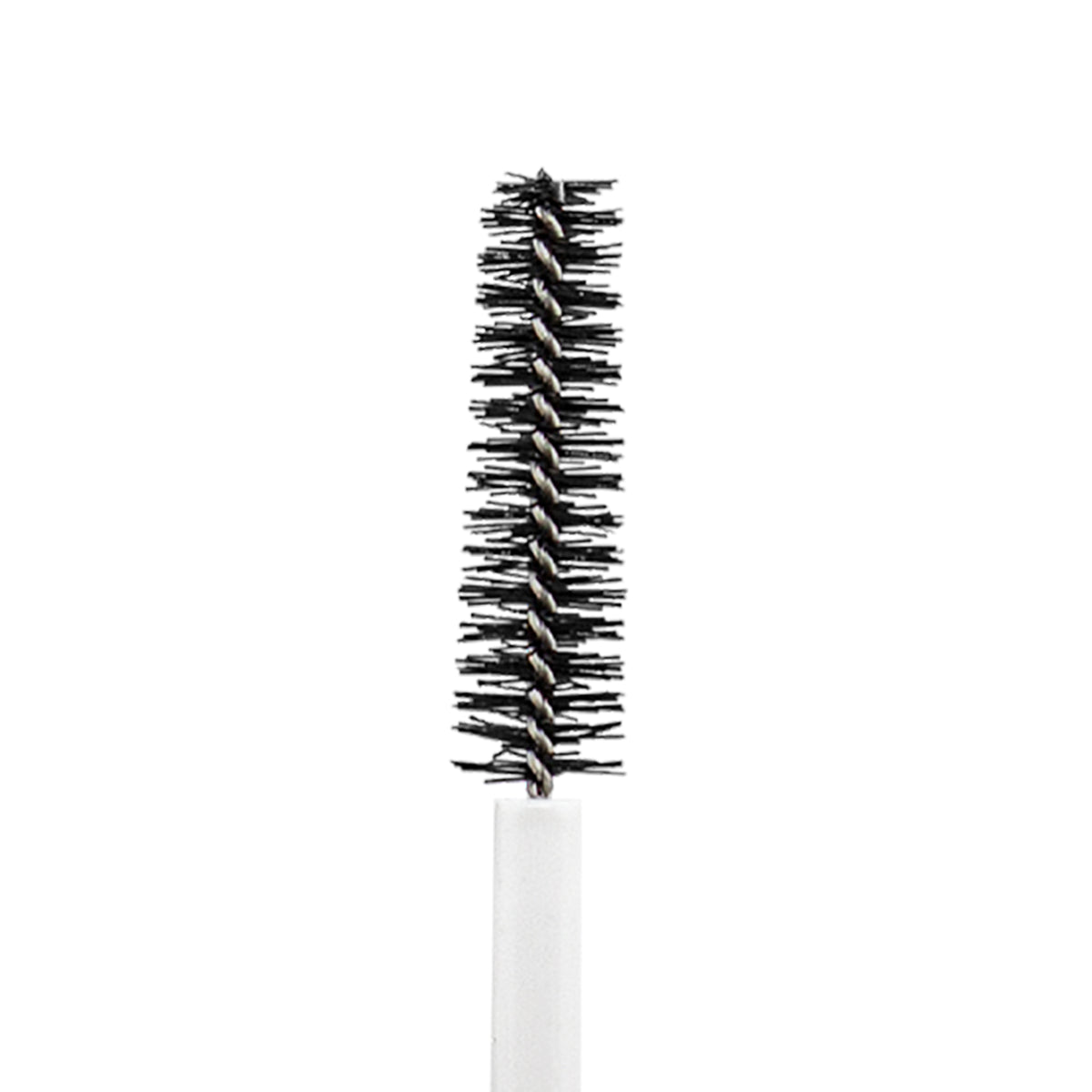 Gros plan sur la brosse spirale du Sublimacils sur fond blanc, base mascara L'Atelier du Sourcil