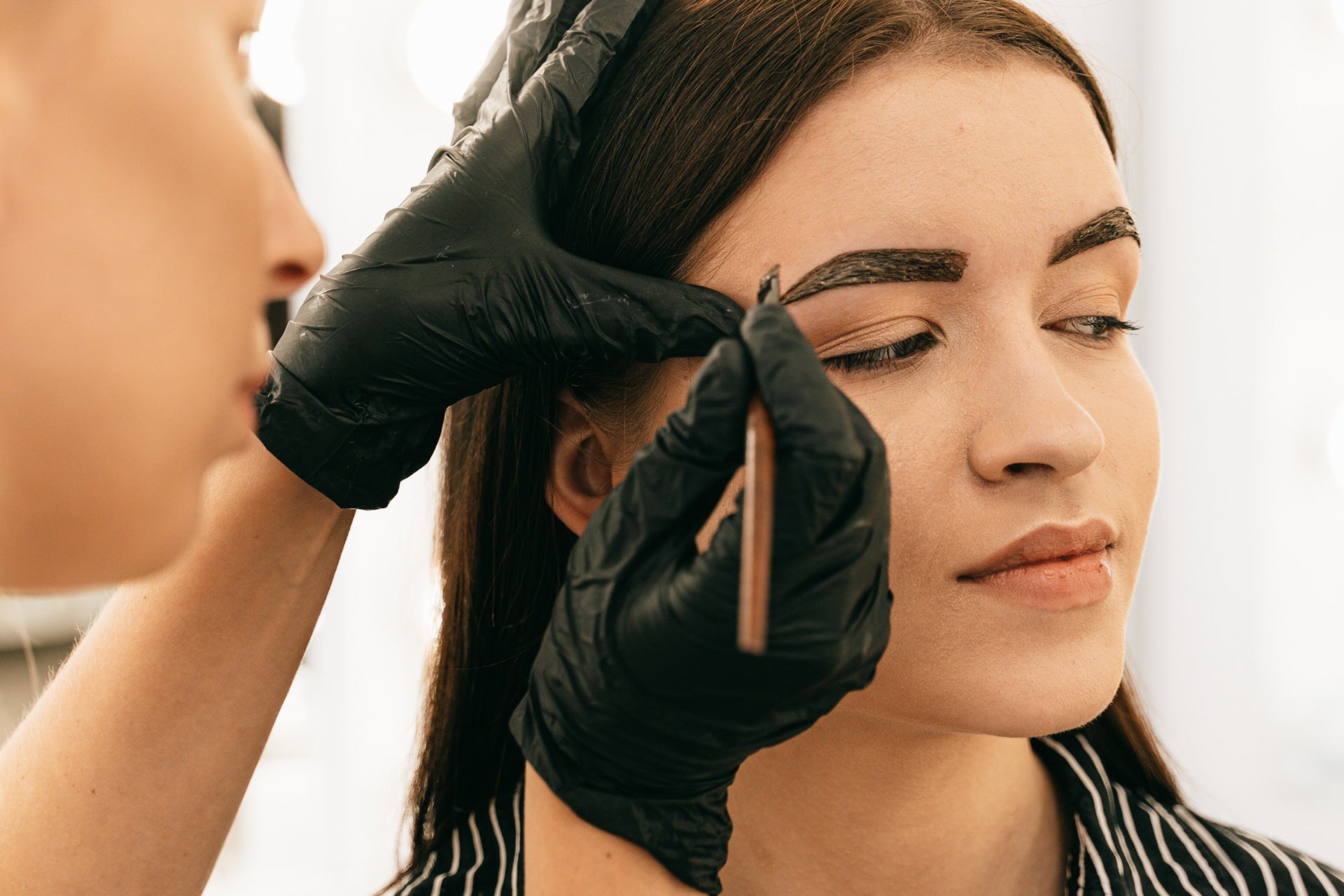 Le henné pour sourcils : bonne ou mauvaise idée ?