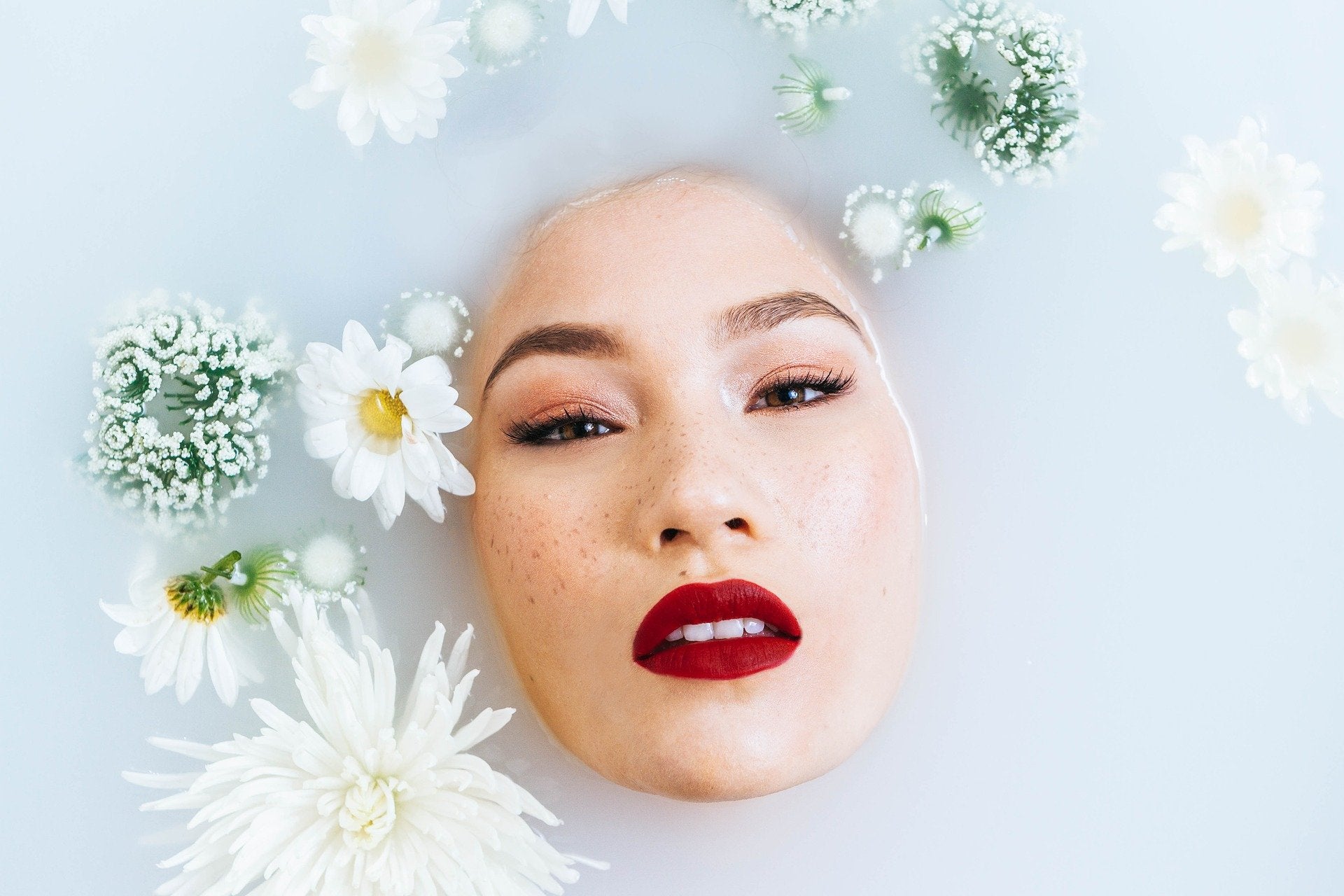 Probiotiques, ces bonnes bactéries qui révolutionnent la beauté !