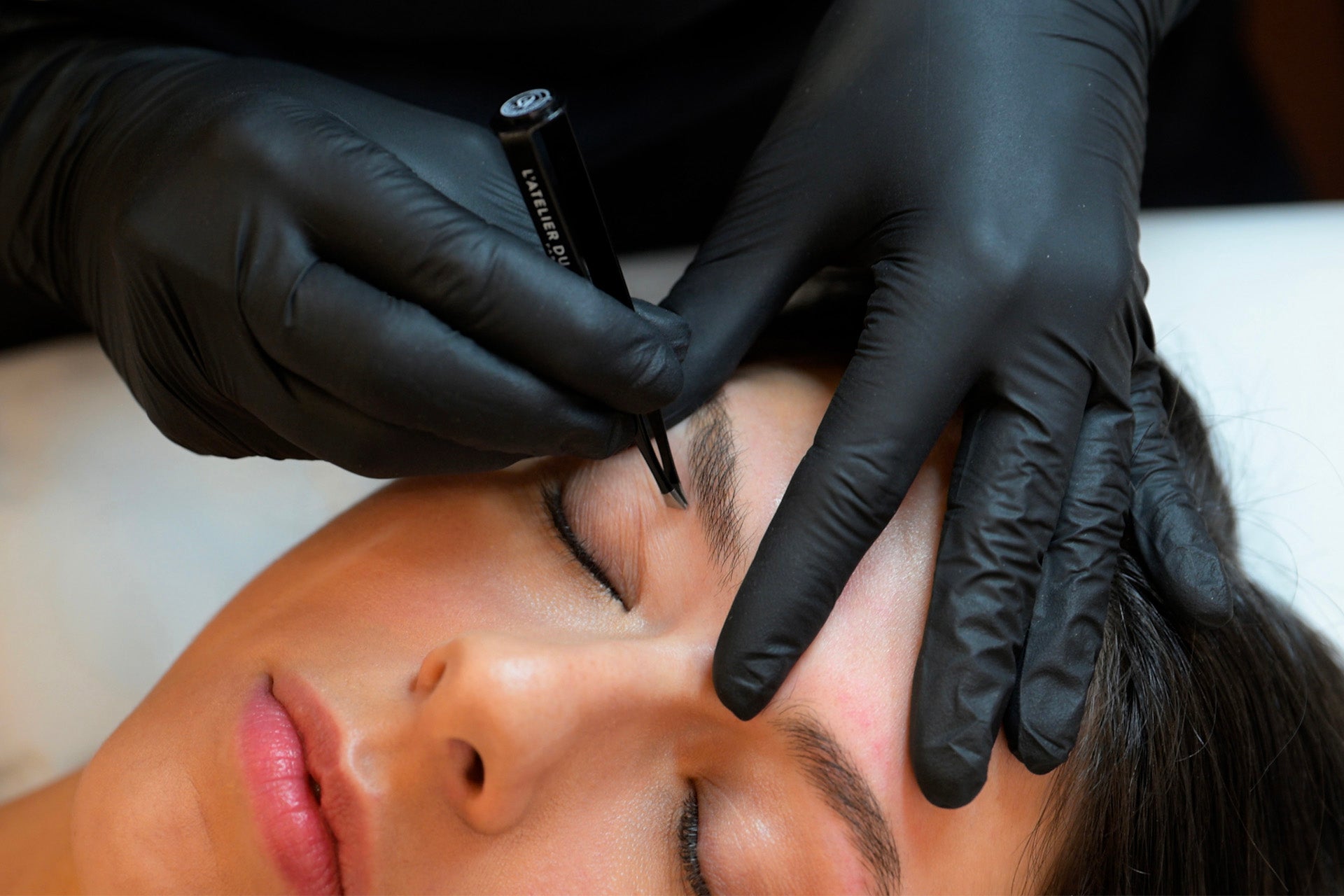 Quelle épilation des sourcils est faite pour vous ?